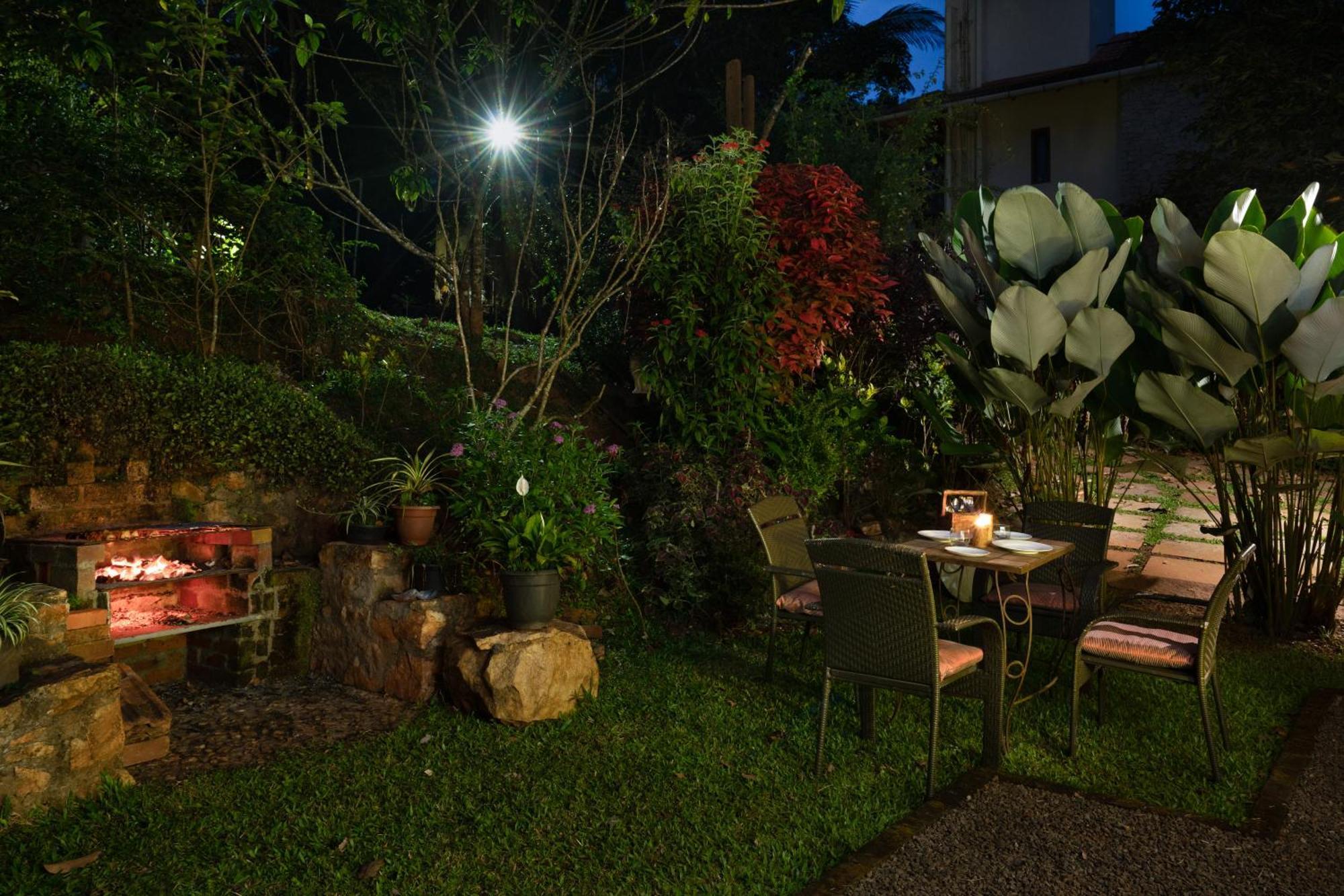 Deja View, Wayanad By Luxunlock Villa ภายนอก รูปภาพ